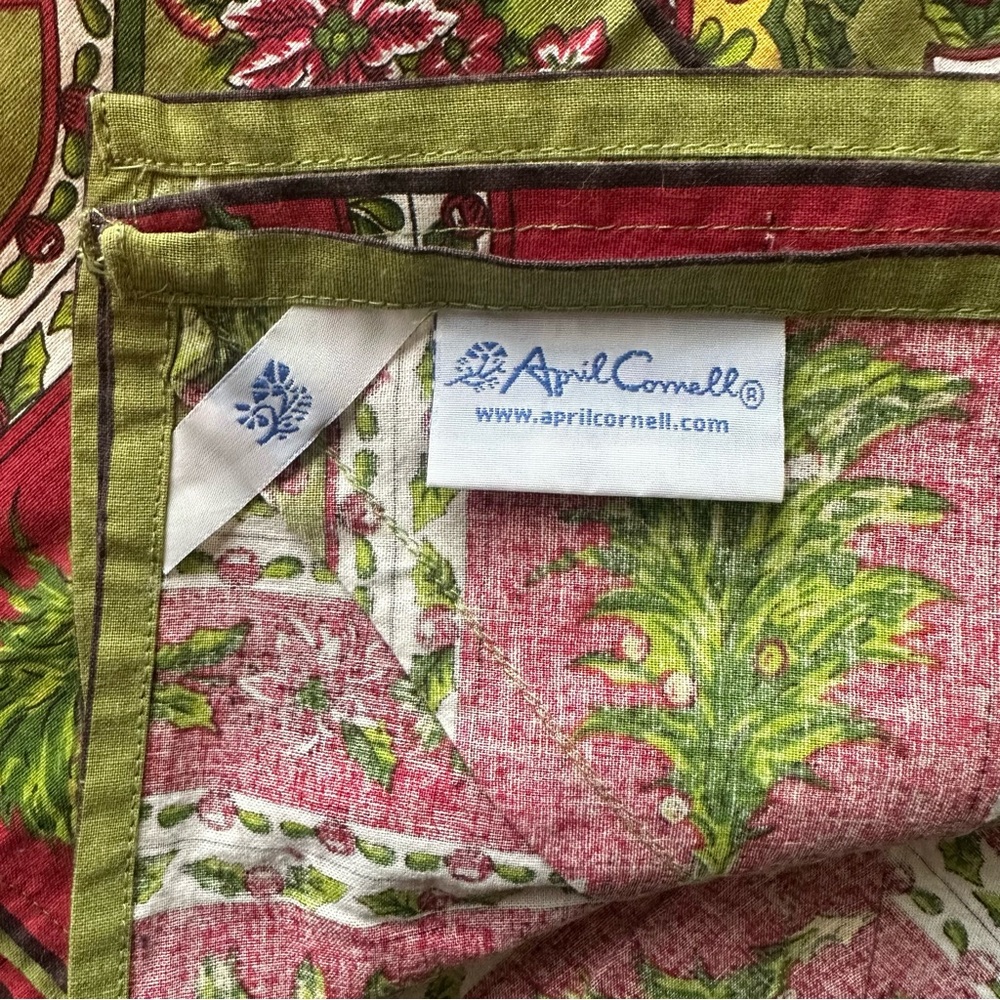 April Cornell Christmas Paisley Holly Floral Cotton Tablecloth Red Green 60x80 - Picture 4 of 5
